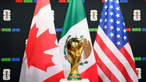 勇士开场遇重击，前4分钟仅得2分，鹈鹕内外开花14-2瞬间打停勇士